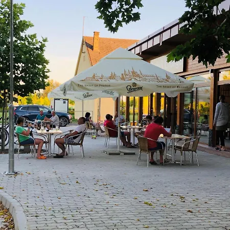 Gasthuis Termal Vendegszoba *